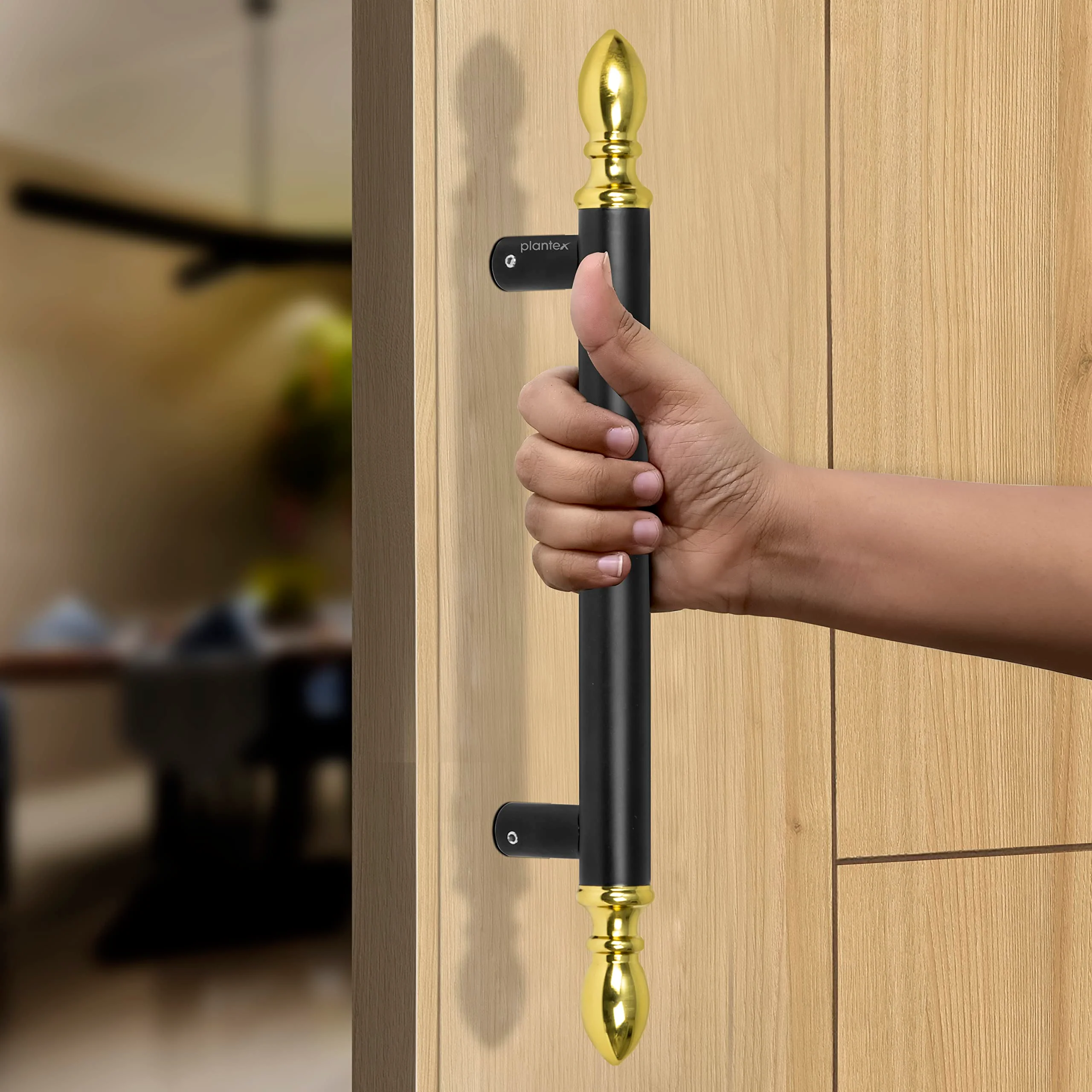 Plantex Altros Main Door Handle/14 inches Door Handle for Main Door/Pull Push Door Handle for Wooden &Glass Door - Pack of 1 (106 - Black & Gold) - 3 Years Warranty - Image 5